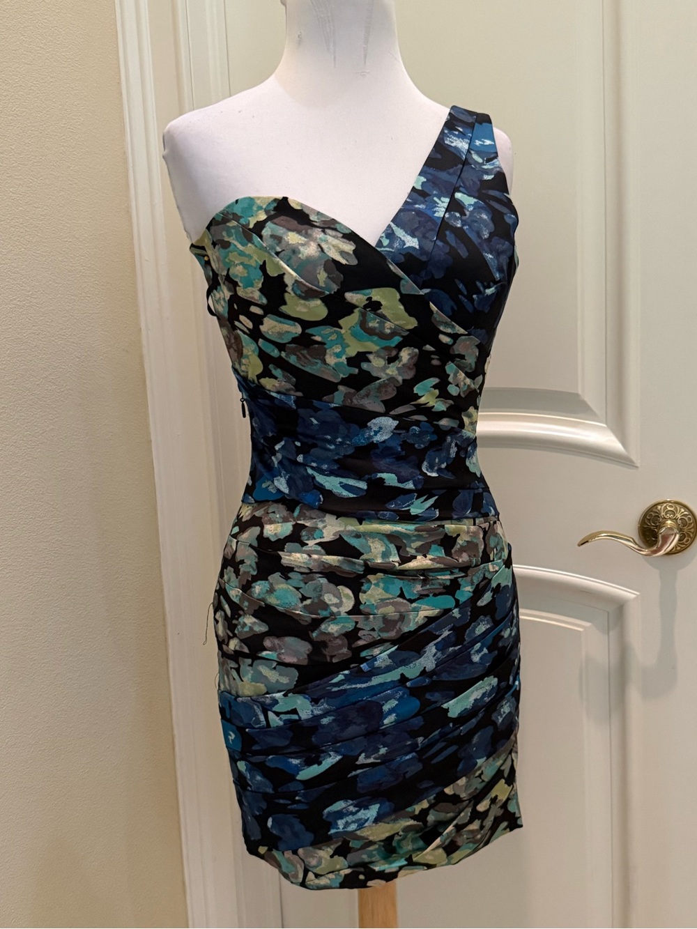 New - BCBGMAXAZRIA one shoulder stretch fit dress